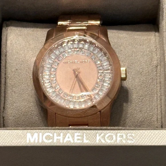 Michael Kors Women’s Runway Baguette Crystals Rose Gold Watch 40mm MK6533 - Picture 4 of 11